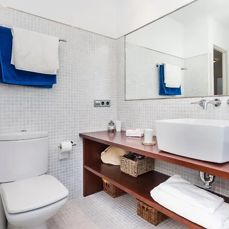 Es Buda Blau A Pie De Playa... Holiday home