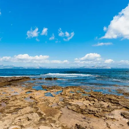 Es Buda Blau A Pie De Playa... Holiday home