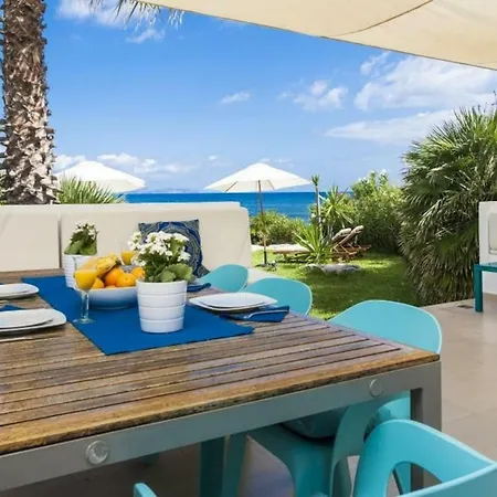 Holiday home Es Buda Blau A Pie De Playa...